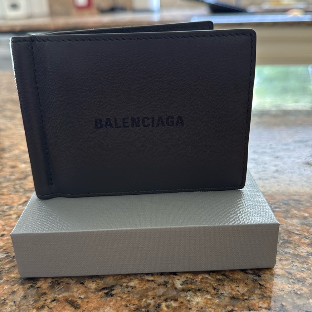 2022 Men’s Balenciaga Card Holder with Money Clip